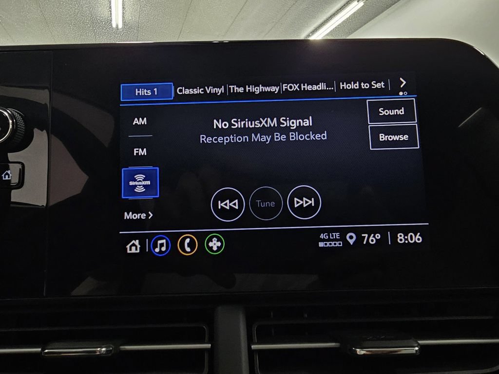 Used 2026 Chevrolet Trax LS w/ LS Convenience Package FWD image 16