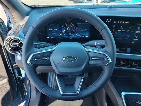 New 2026 Chevrolet Equinox LT w/ Convenience Package II image 10