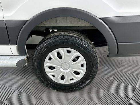 Used 2025 Ford Transit 250 Low Roof w/ Exterior Upgrade Package RWD image 27
