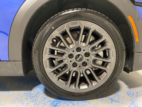 Certified 2025 MINI Cooper S image 24