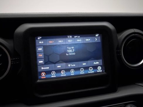 Used 2020 Jeep Wrangler Unlimited Sahara w/ Safety Group AWD/4WD image 19