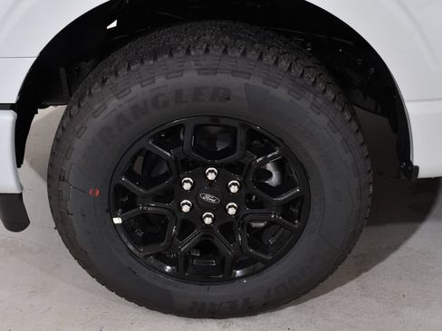 New 2026 Ford F150 XLT w/ Equipment Group 302A MID AWD/4WD image 24