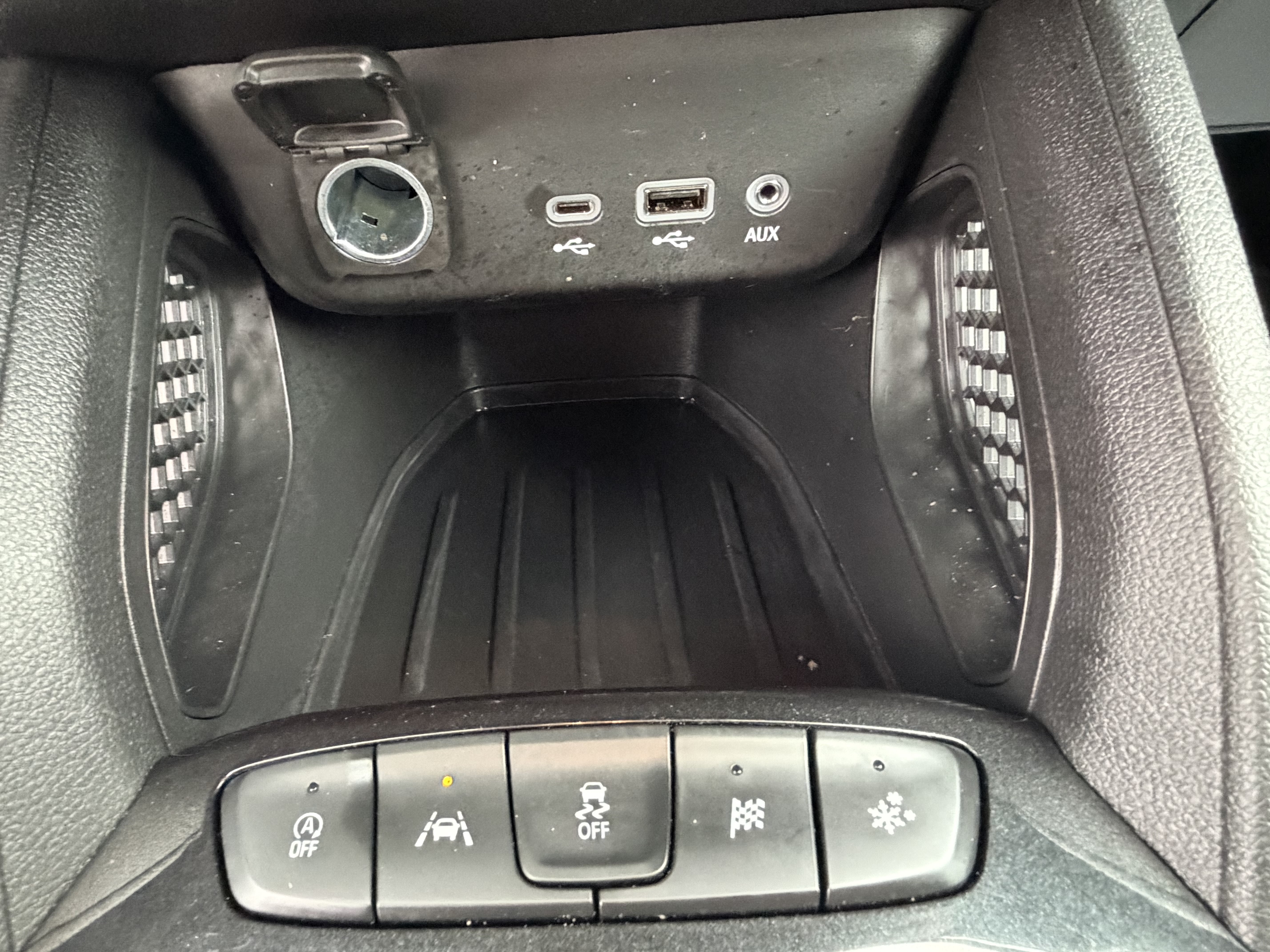 Used 2023 Chevrolet TrailBlazer LT FWD image 15