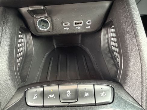Used 2023 Chevrolet TrailBlazer LT FWD image 15