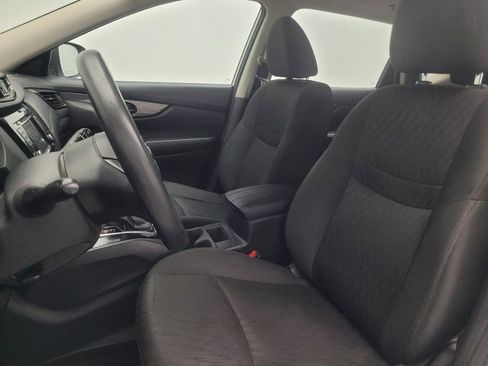 Used 2020 Nissan Rogue S FWD image 17