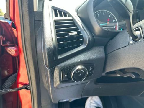 Used 2020 Ford EcoSport SE w/ SE Convenience Package FWD image 21