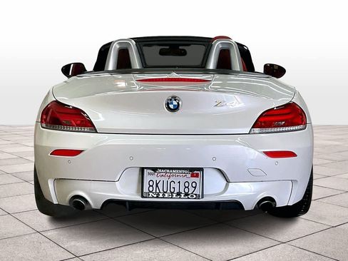 Used 2016 BMW Z4 sDrive35is image 7