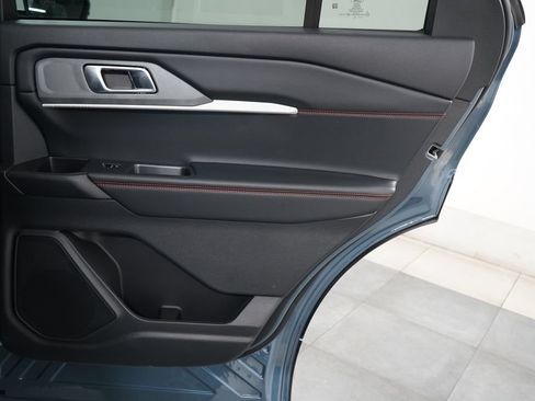 New 2026 Ford Explorer ST-Line w/ ST-Line Street Pack AWD/4WD image 31