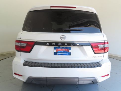 Used 2023 Nissan Armada Platinum w/ Captain's Chairs Package RWD image 4