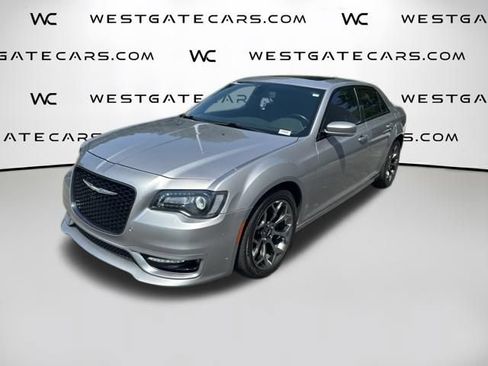 Used 2018 Chrysler 300 S w/ 300S Premium Group RWD image 1