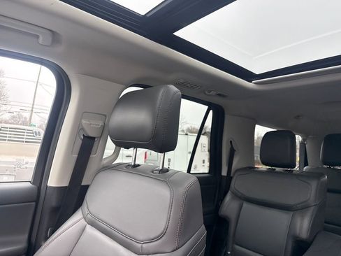 Used 2025 Ford Expedition Max Active AWD/4WD image 53