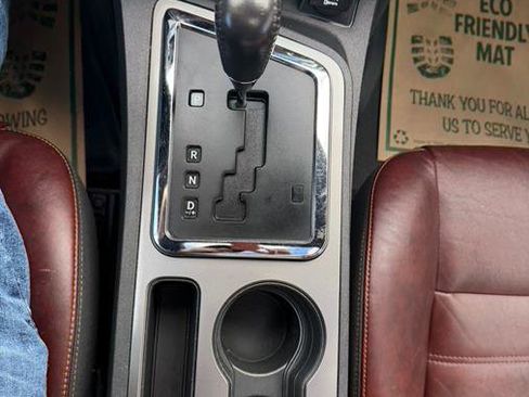 Used 2014 Dodge Challenger R/T image 18