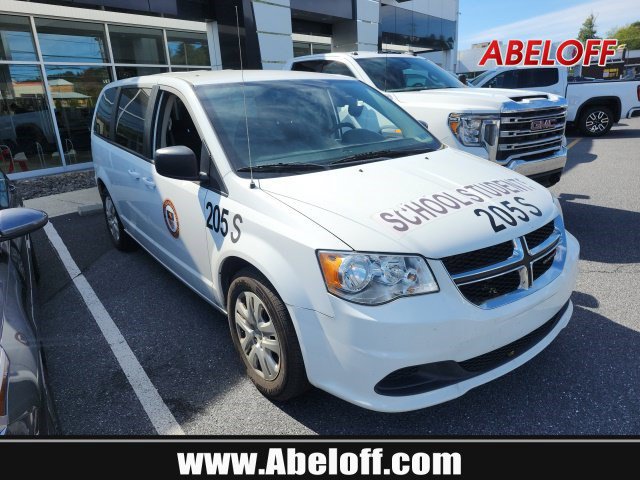 Used 2018 Dodge Grand Caravan SE w/ UConnect Hands-Free Group FWD image 1