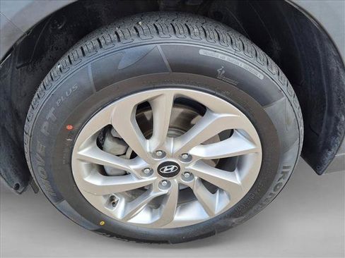 Used 2017 Hyundai Tucson SE Plus AWD/4WD image 30