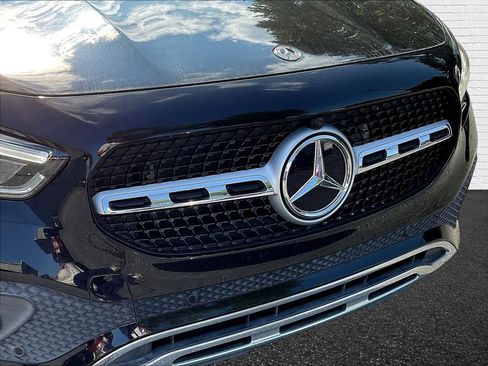 Used 2023 Mercedes-Benz GLA 250 w/ Premium Package image 26