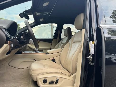 Used 2017 Audi Q7 3.0T Premium Plus AWD/4WD image 18