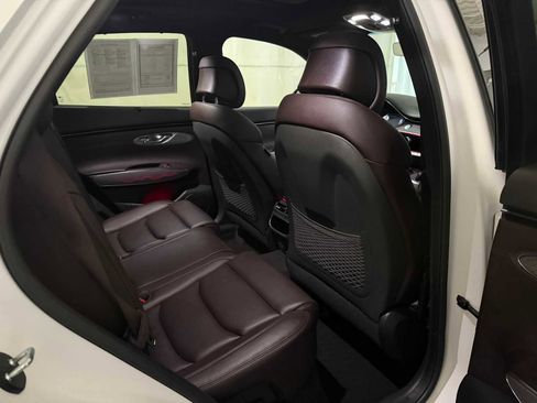 Used 2023 Genesis GV70 2.5T w/ Advanced Package image 26