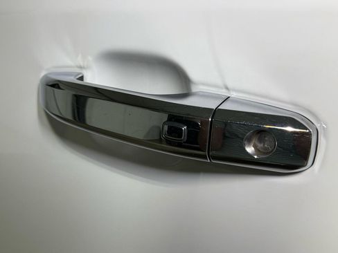 Used 2021 Chevrolet Silverado 1500 LTZ image 36