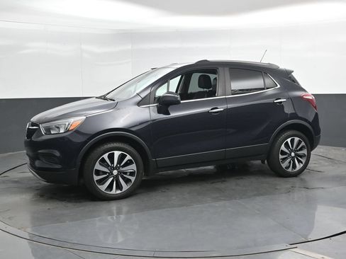 Used 2021 Buick Encore Preferred AWD/4WD image 9