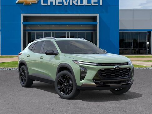 New 2026 Chevrolet Trax ACTIV w/ Sunroof Package FWD image 7