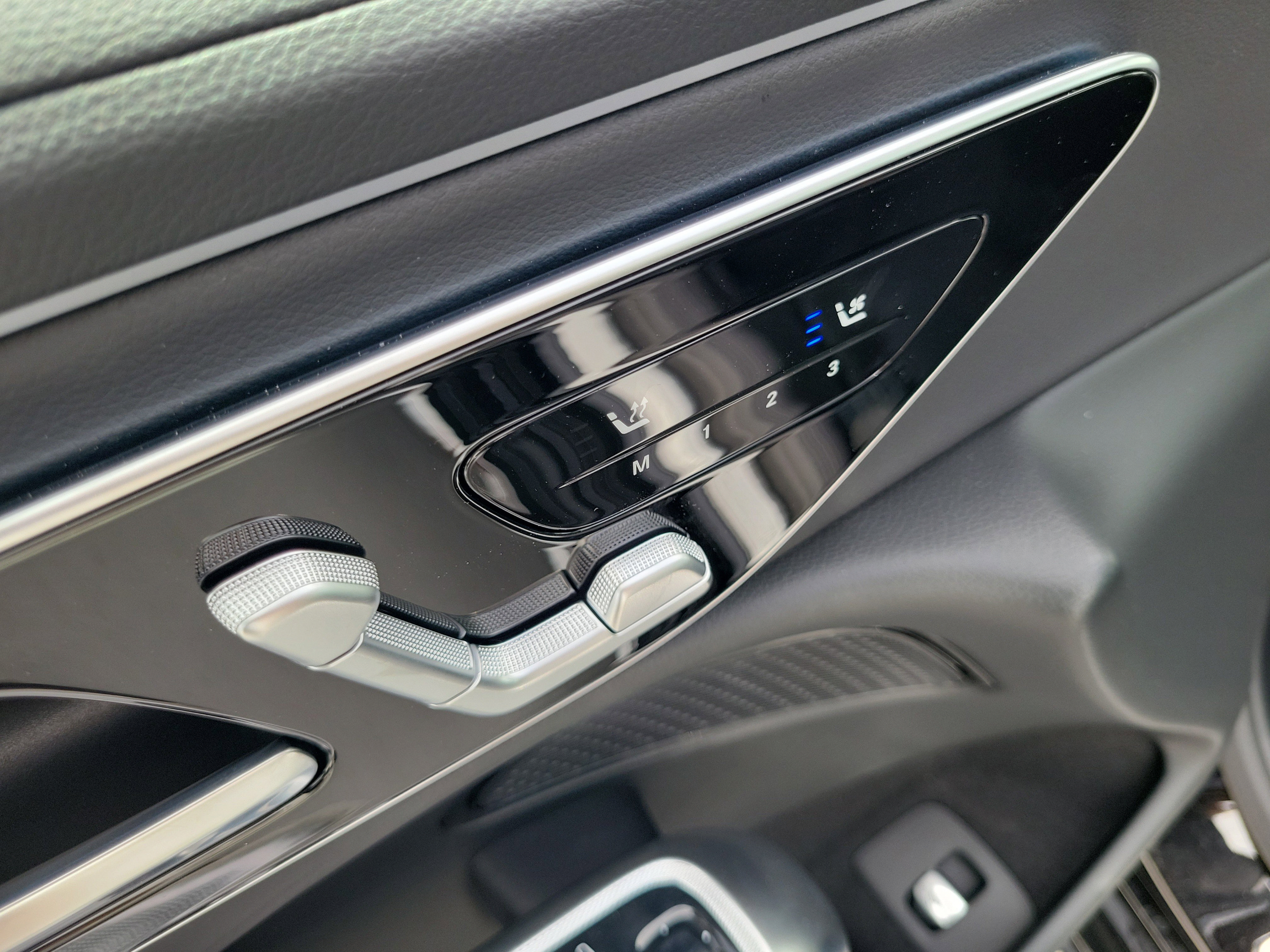 Used 2026 Mercedes-Benz E 350 Sedan image 13