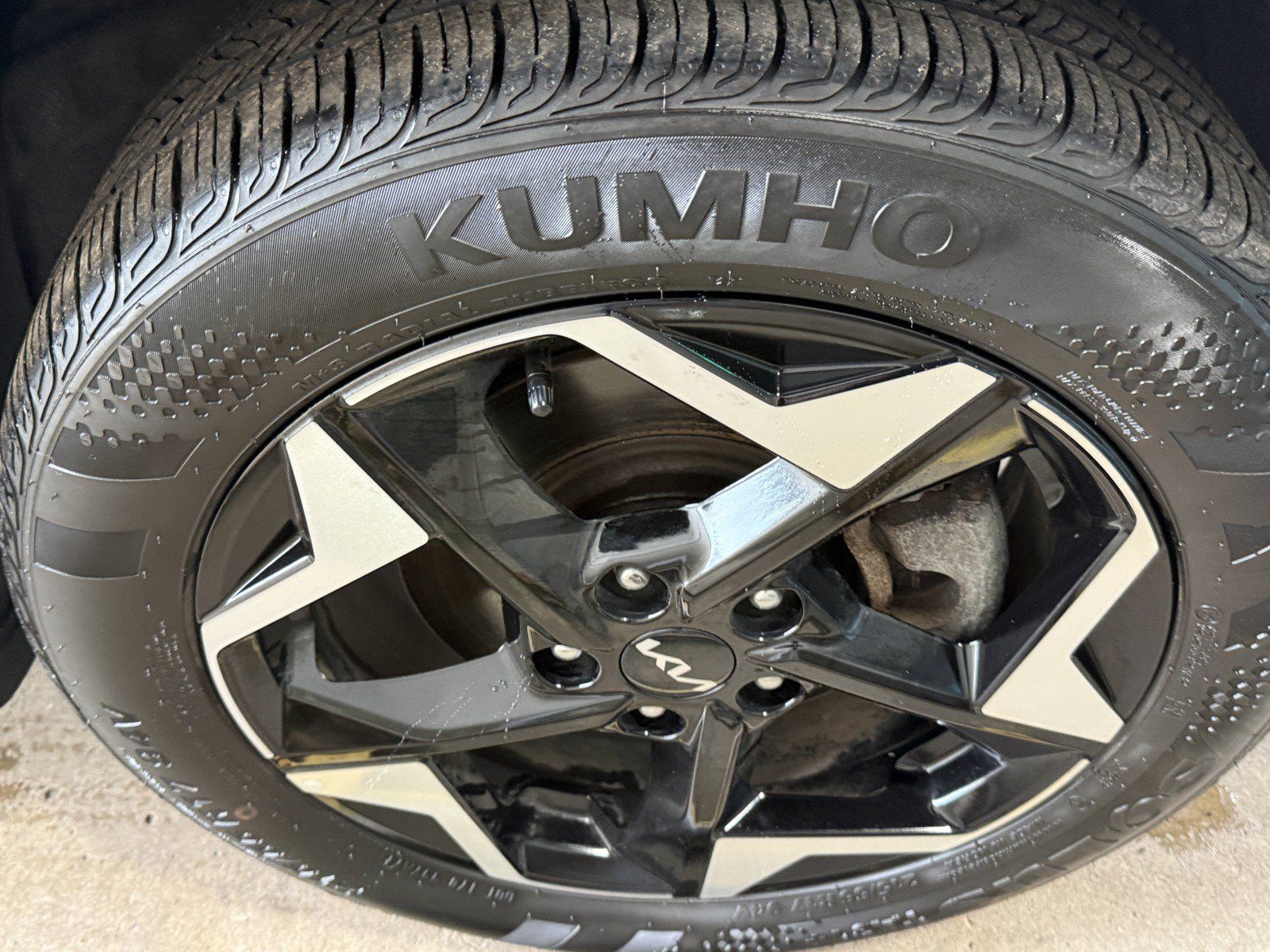 Used 2024 Kia Seltos EX AWD/4WD image 33