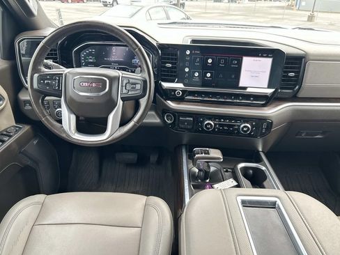 Used 2022 GMC Sierra 1500 SLT w/ SLT Premium Plus Package AWD/4WD image 26