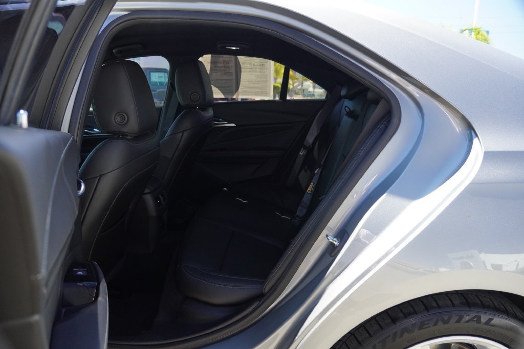 Used 2023 Cadillac CT4 Luxury w/ Cold Weather Package RWD image 29