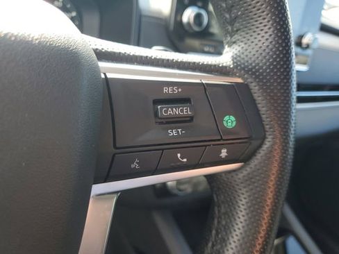 Used 2024 Mitsubishi Outlander SEL image 24