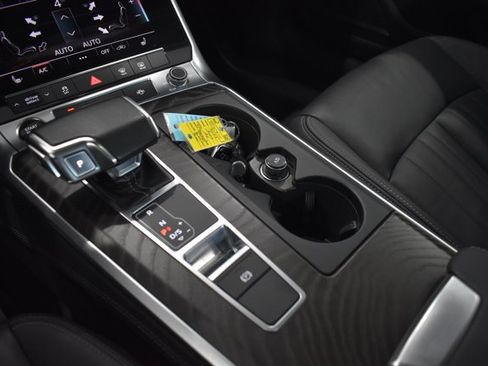 Used 2022 Audi A6 Premium Plus w/ Premium Plus Package AWD/4WD image 18