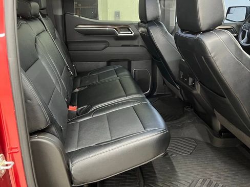 Used 2023 Chevrolet Silverado 1500 RST AWD/4WD image 8