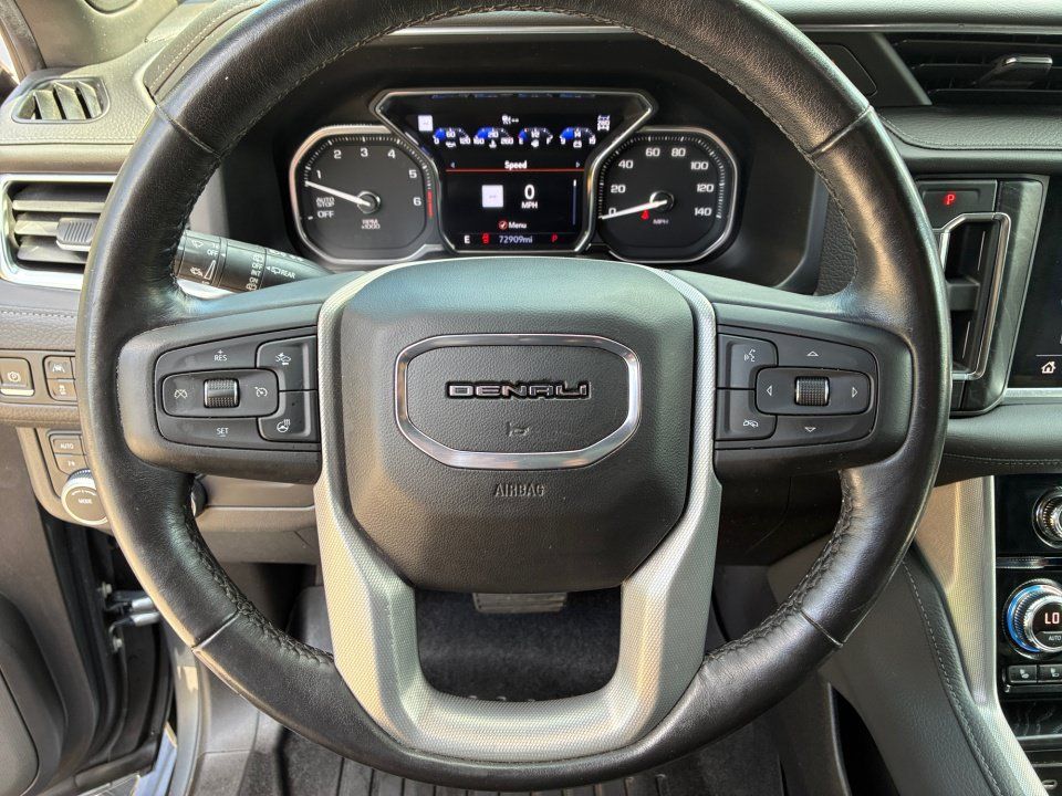 Used 2021 GMC Yukon XL Denali w/ Denali Premium Package AWD/4WD image 10