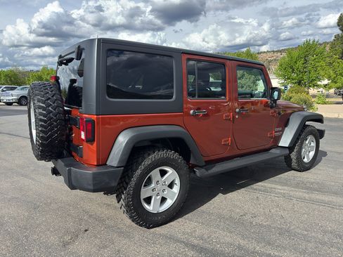 Used 2014 Jeep Wrangler Unlimited Sport w/ Quick Order Package 24S AWD/4WD image 7