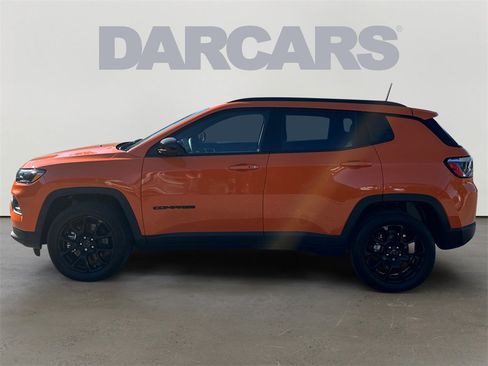 New 2026 Jeep Compass Latitude image 4