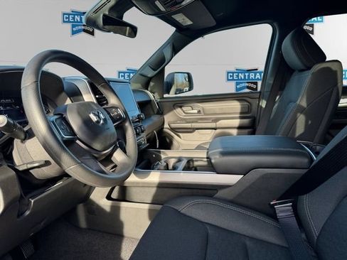 New 2025 RAM 1500 Tradesman AWD/4WD image 10