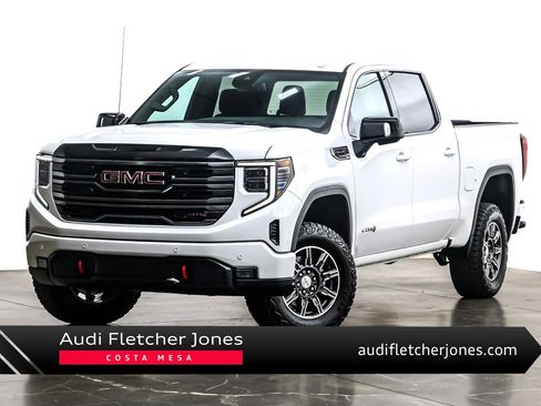 Used 2025 GMC Sierra 1500 AT4 image 1