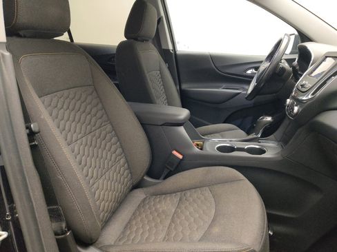 Used 2020 Chevrolet Equinox LT FWD image 21
