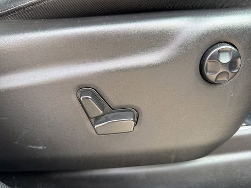 Used 2024 Dodge Durango GT image 34