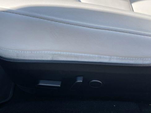 Used 2021 Tesla Model 3 Standard Range Plus image 19