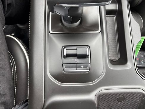 Used 2024 GMC Sierra 1500 AT4X AWD/4WD image 29