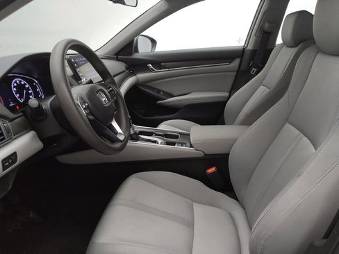 Used 2020 Honda Accord EX image 17