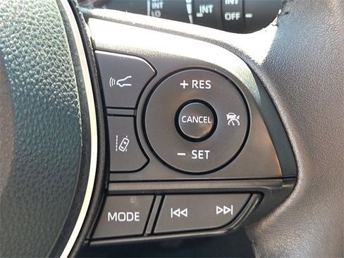 Used 2024 Toyota RAV4 XLE Premium image 29