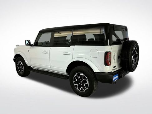 Used 2024 Ford Bronco Outer Banks AWD/4WD image 8