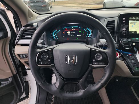 Certified 2024 Honda Odyssey Elite image 24