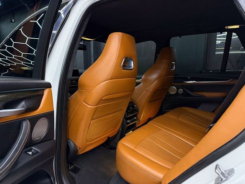 Used 2015 BMW X5 M image 18
