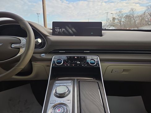 Used 2023 Genesis GV80 2.5T w/ Advanced Package image 24