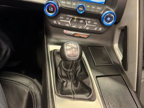 Used 2016 Chevrolet Corvette Z06 w/ 2LZ Preferred Equipment Group RWD image 17