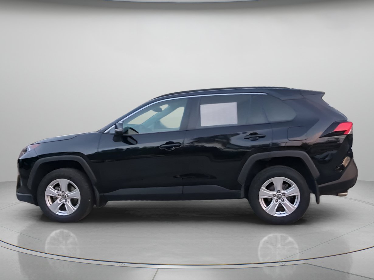 Used 2021 Toyota RAV4 XLE AWD/4WD image 15