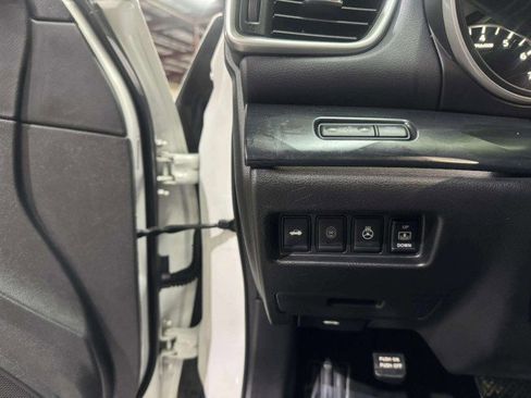 Used 2019 Nissan Maxima Platinum w/ Illumination Package FWD image 19