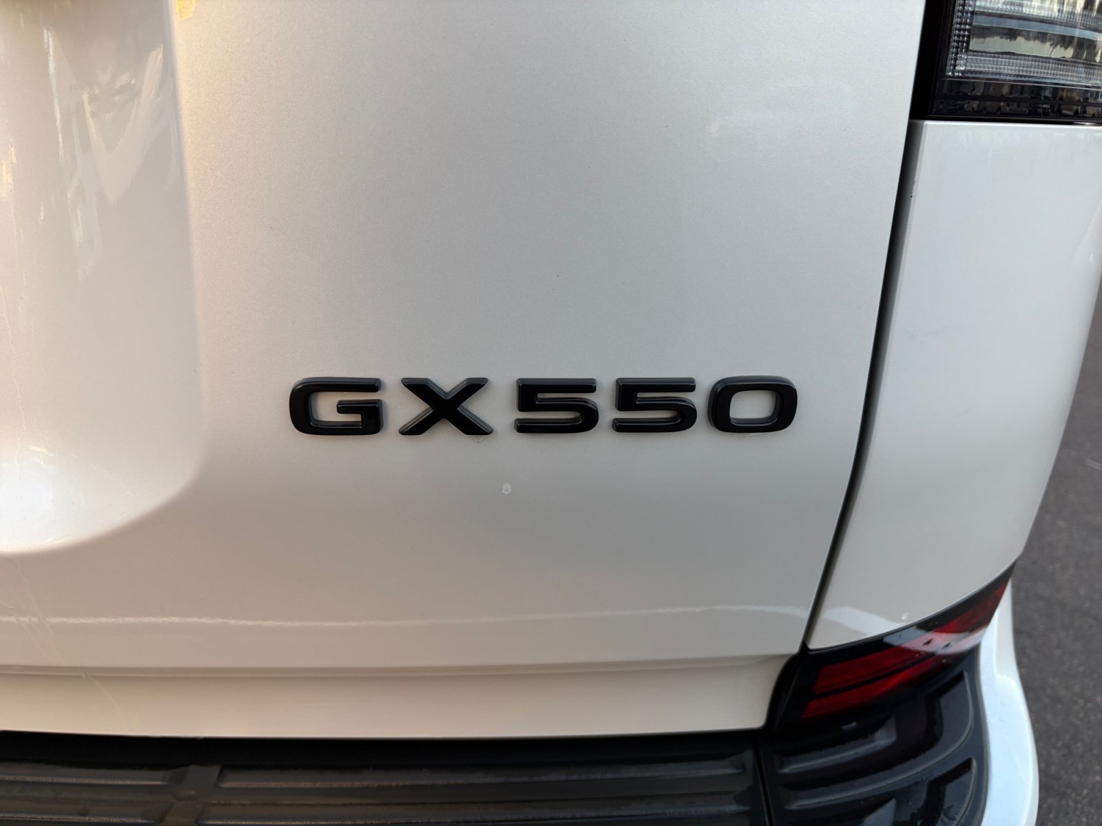 Used 2024 Lexus GX 550 w/ Cold Area Package AWD/4WD image 23